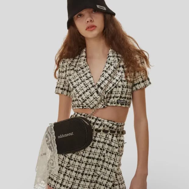[새상품] 오드원아웃 트위드 투톤 셋업 크롭 자켓&치마 바지