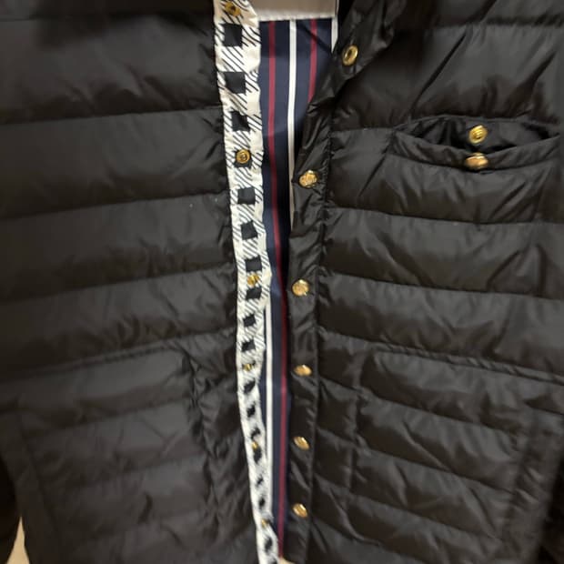 몽클레어 감마블루 블랙 경량패딩