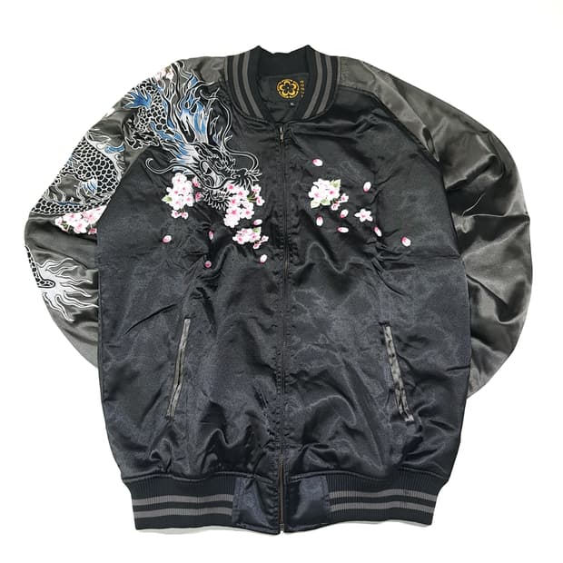 CK011 [새상품] XL 로그 00s 새틴 블랙드래곤 스카잔 자켓 점