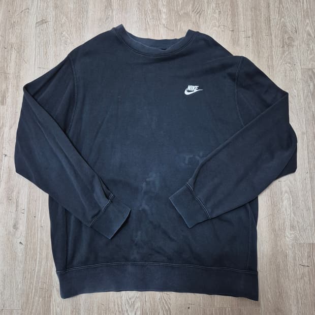 나이키 스몰 로고 맨투맨