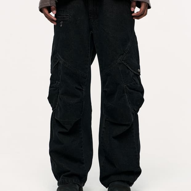 이그노타 코어 11 워시드 카고 팬츠 블랙 데님 L 사이즈 판매합니다.