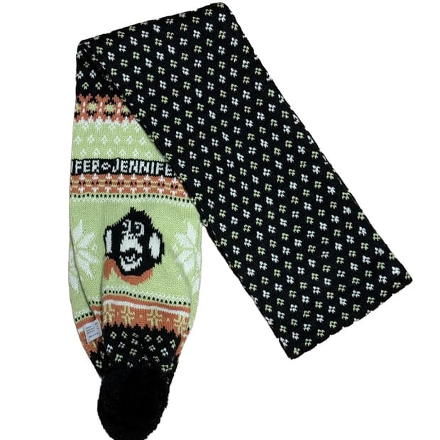 gluttons jennifer  폼폼이 목도리