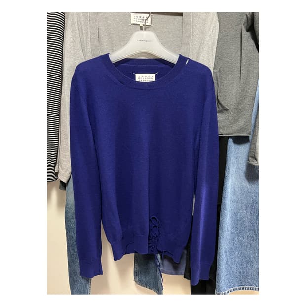 마르지엘라 디스트레스드 니트