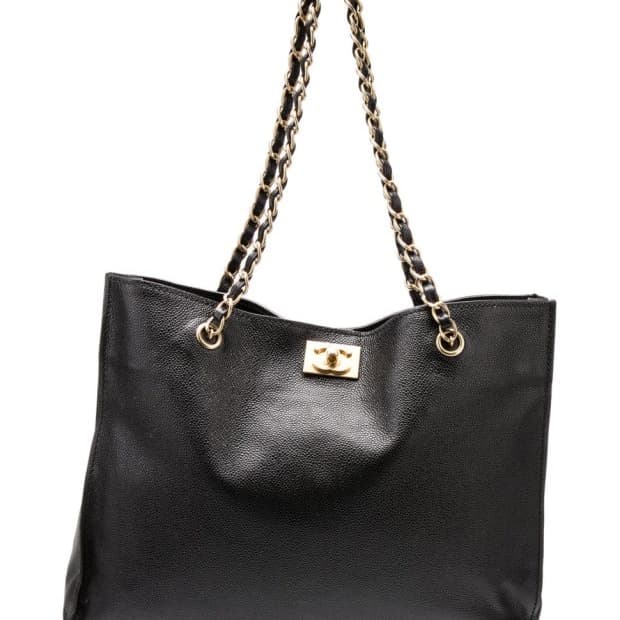 20년 빈티지 샤넬 캐비어 레더 금장 숄더백