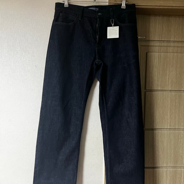 유니클로 Jwa 스트레이트진 셀비지 33