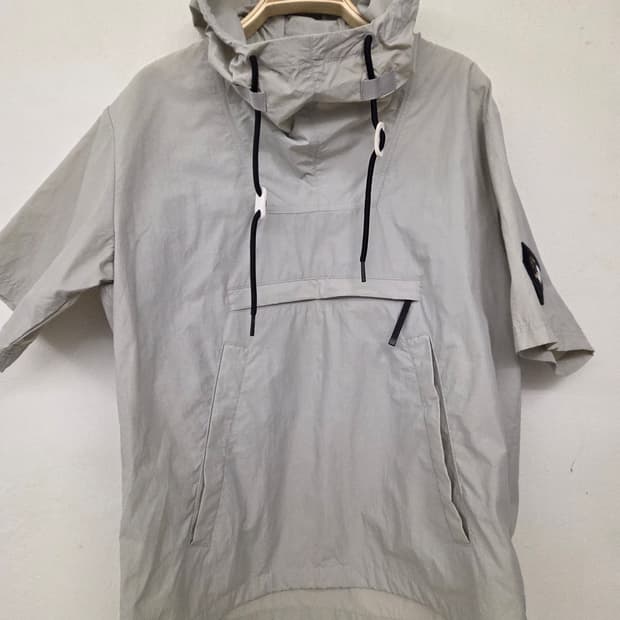 내셔널지오그래픽 바람막이 M