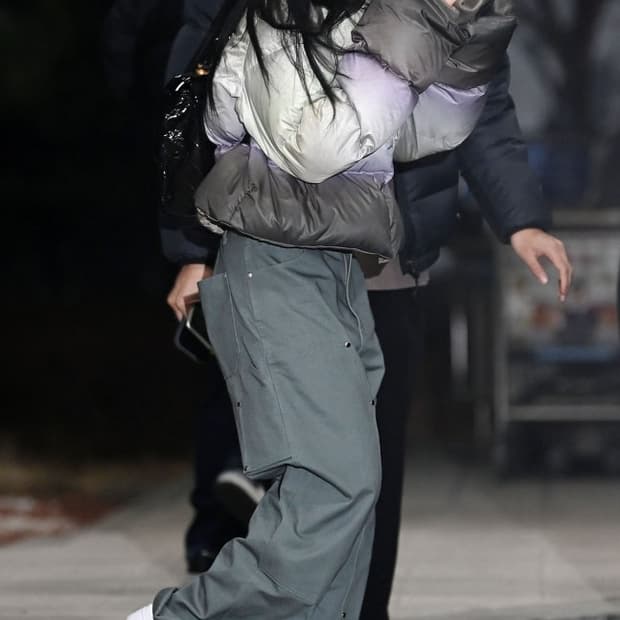 디스코드 사운드 더블 니 카펜터 팬츠 제니착용 M