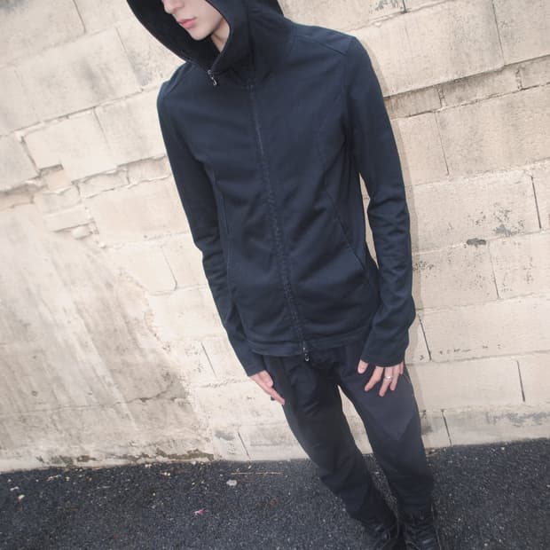 Attachment 돌출 hoodie