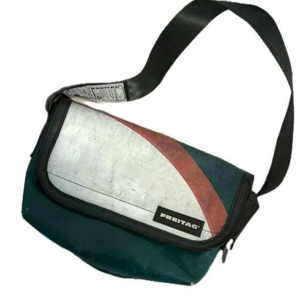 프라이탁 F41 Hawaii Five-O 그린