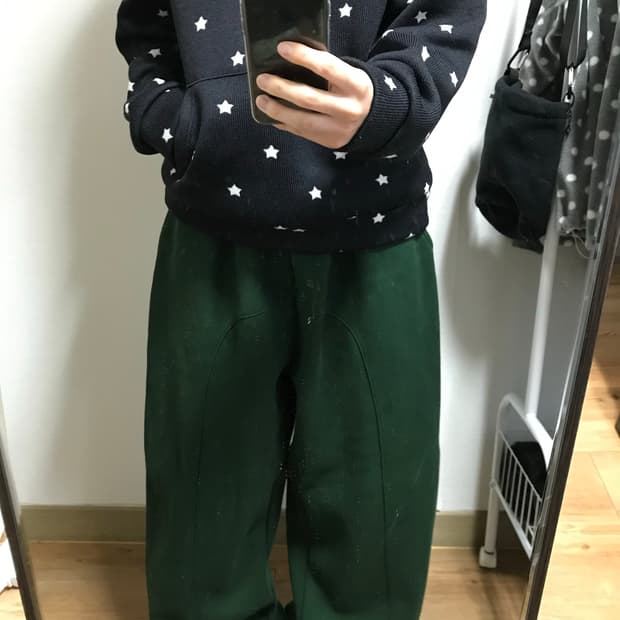 초록 스웻팬츠