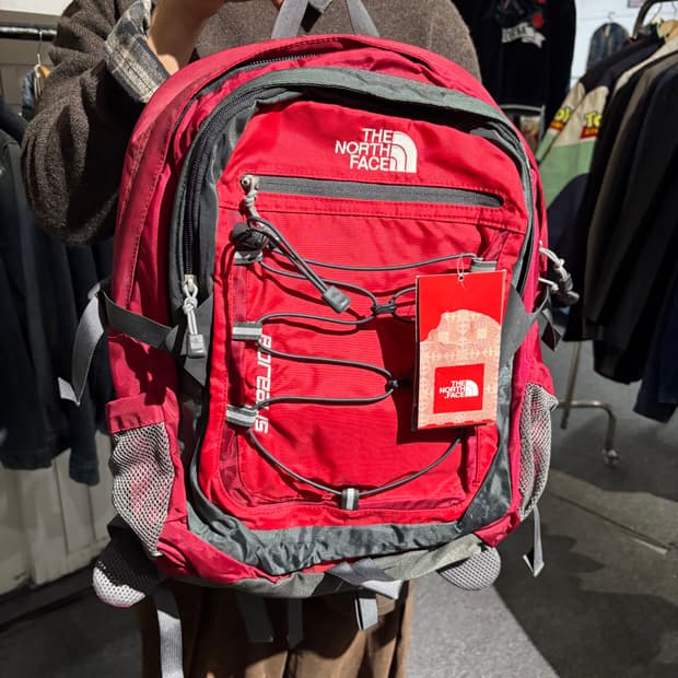 노스페이스 보레알리스 등산 백팩