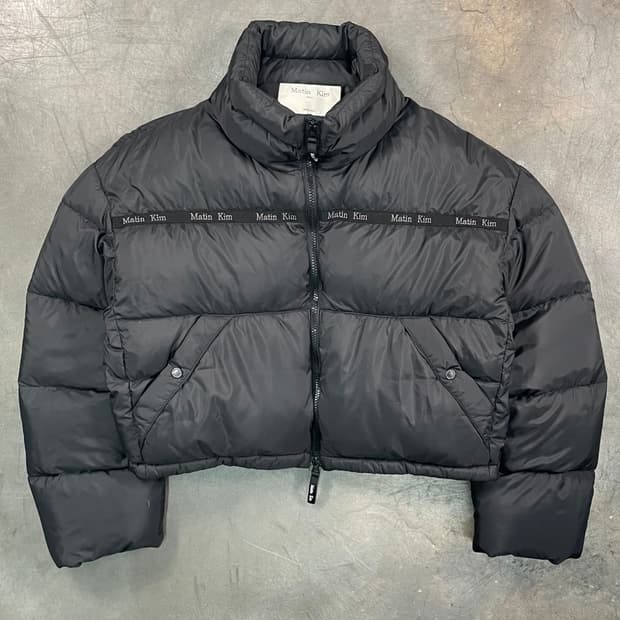 마뗑킴 로고 테이핑 크롭 숏패딩