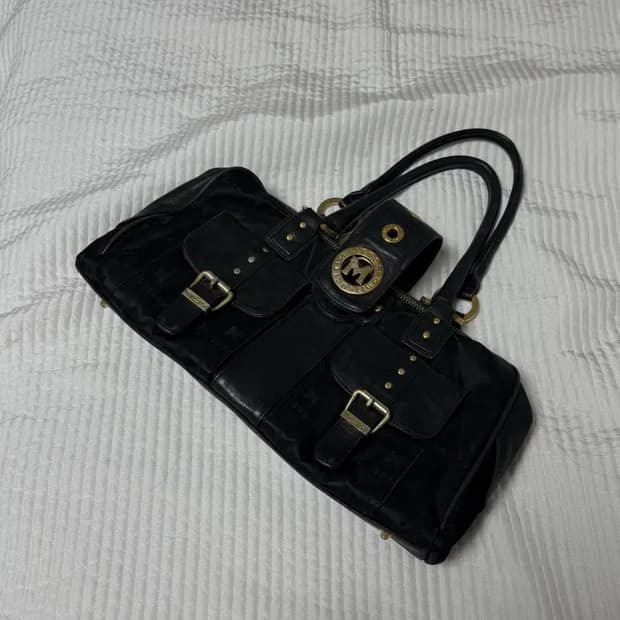 메트로시티 블랙 빈티지 숄더백