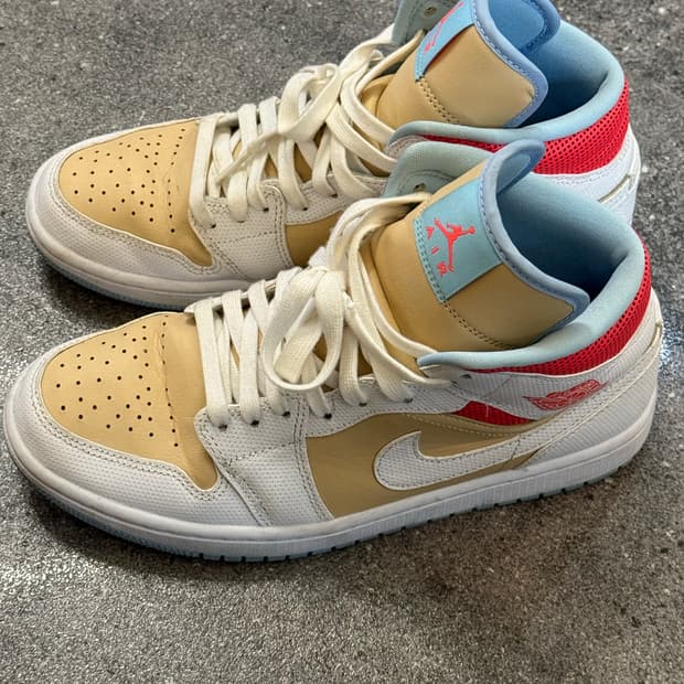 W) 조던 1 미드 SE 세서미