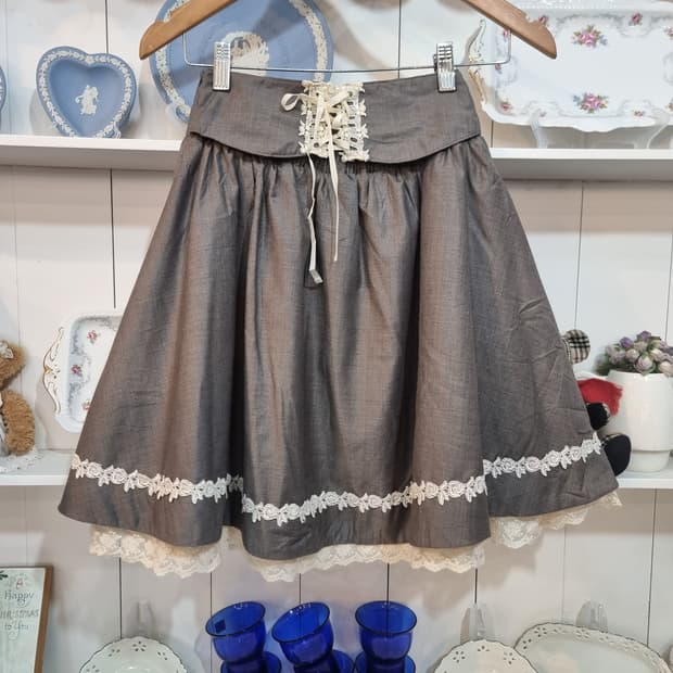 ARROW(애로우) 레이스 레이어드 밴딩 스커트