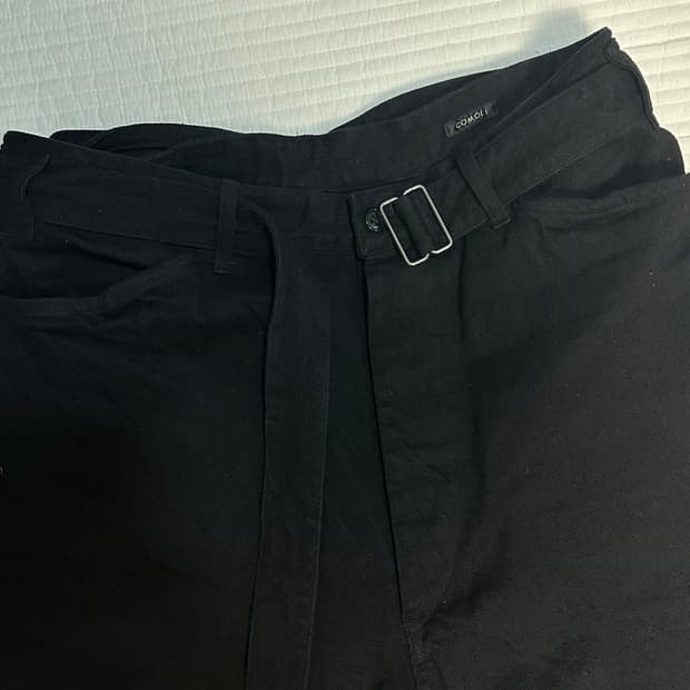 코모리 블랙 데님 벨티드 팬츠 2사이즈