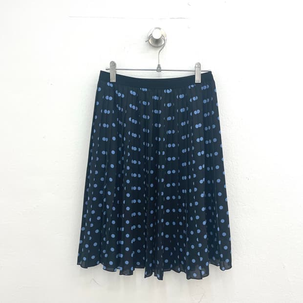 Blue polka dot pleated skirt