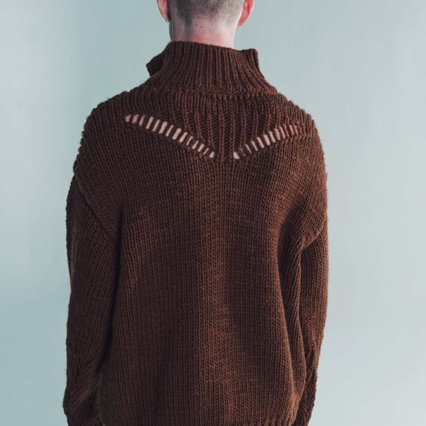 ROA 핸드메이드 울 반집업 스웨터