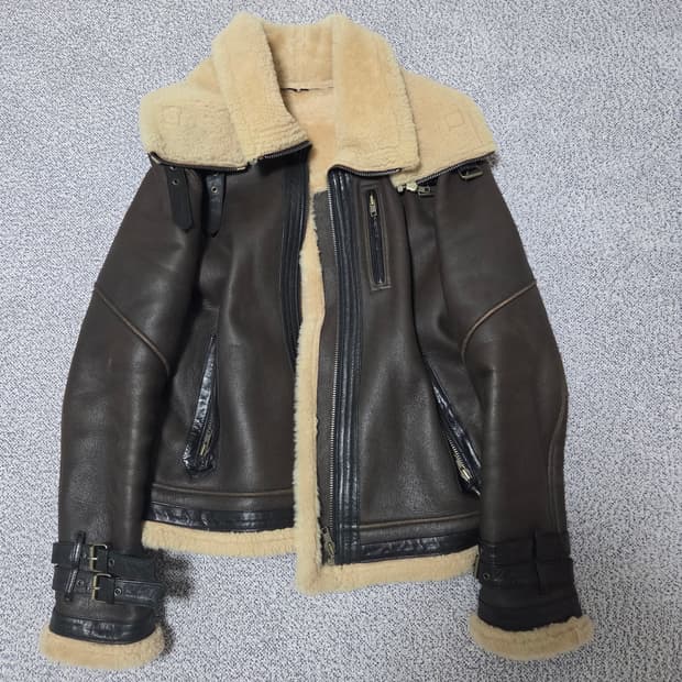 신흥사(광희시장) 버버리 프로섬 무스탕