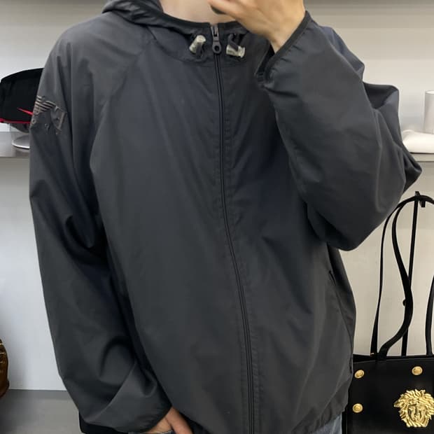 엠포리오 아르마니 폴리쉘 후디드 자켓