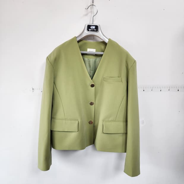 올리브 그린 브이넥 봄 자켓