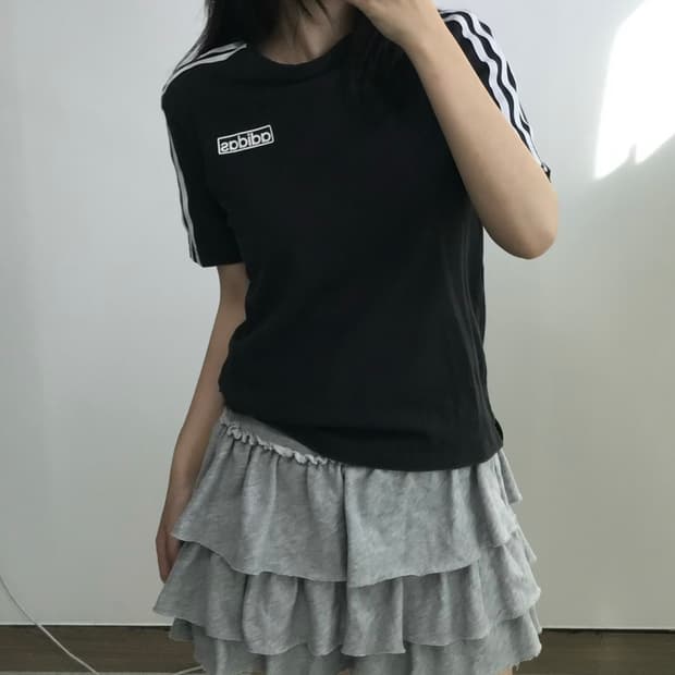 아디다스 블랙 삼선 반팔 티셔츠