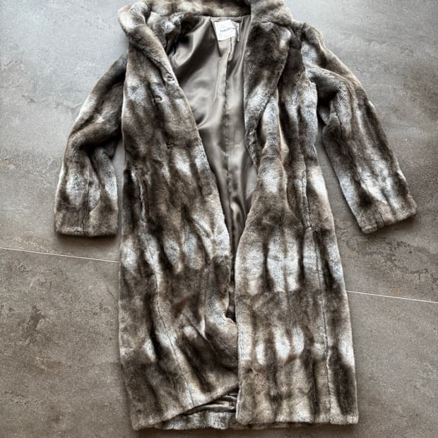 Vintage fur coat 