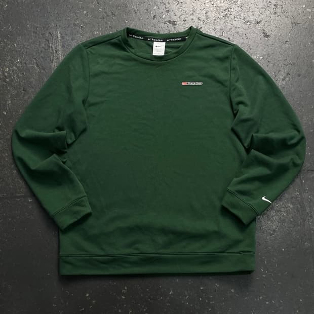 100 나이키 트랙클럽 맨투맨 