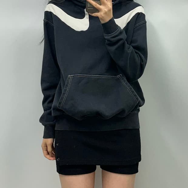 나이키 더블스우시 블랙 후드티