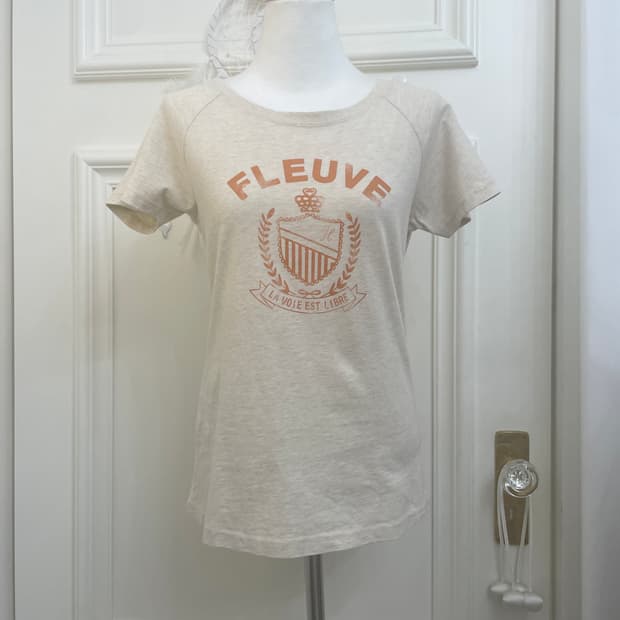 oatmeal vintage print basic reglan top