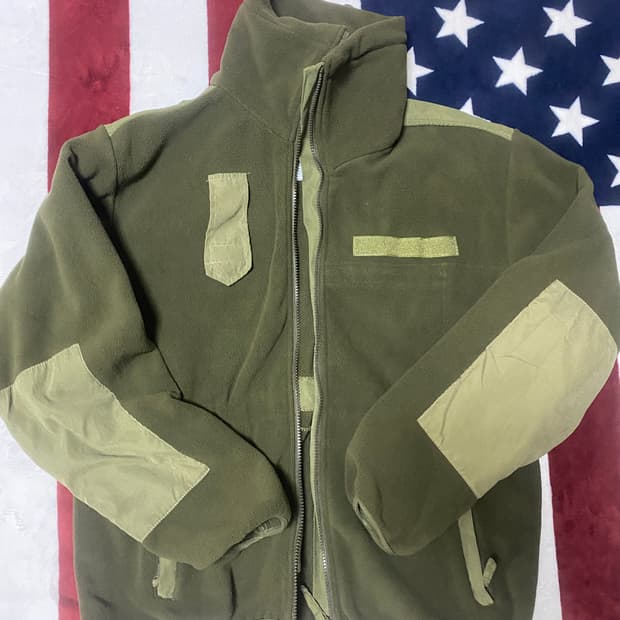 오스트리아 군용 후리스