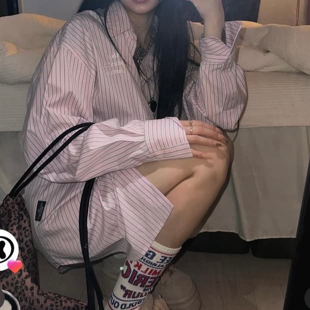 더미스테리어스호텔 스트라이프 셔츠