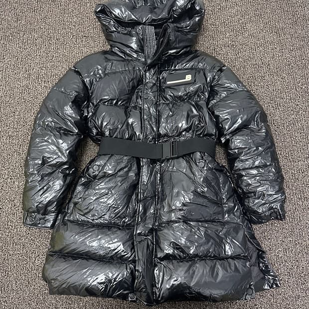 빈폴 여성 유광 덕다운 롱패딩 블랙 90(S)