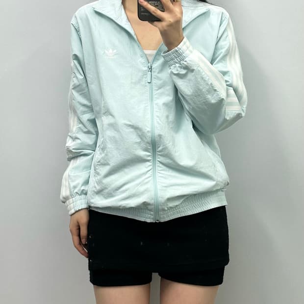 아디다스 락업 사이드라인 스카이블루 바람막이 자켓