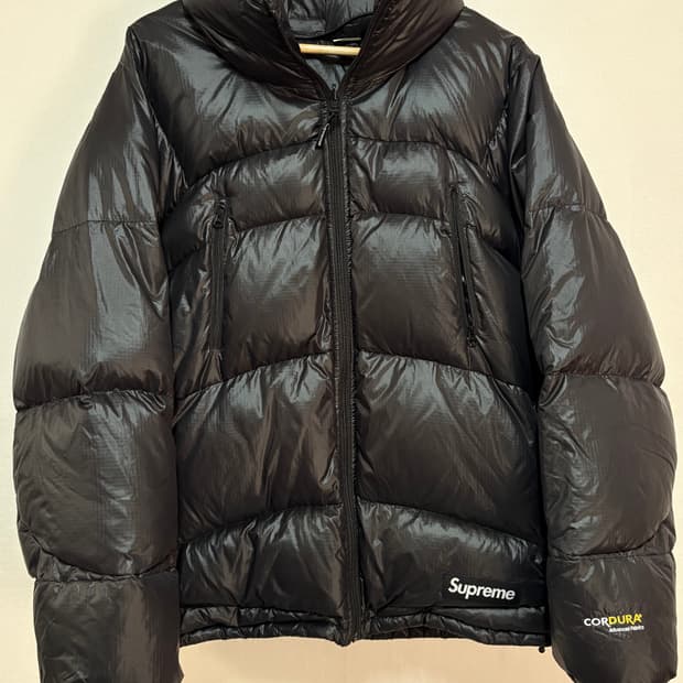 [M] 슈프림 리버시블 페더 웨이트 다운 자켓 블랙