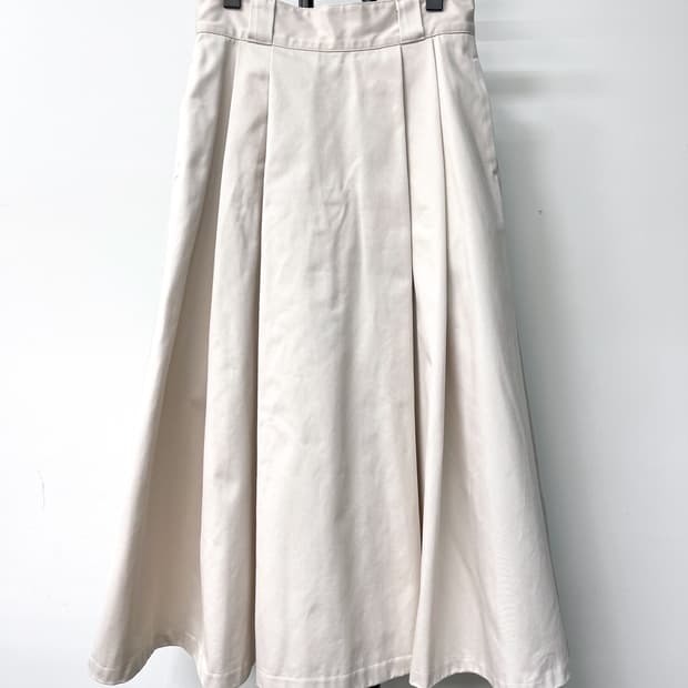 단톤 턱 롱 스커트