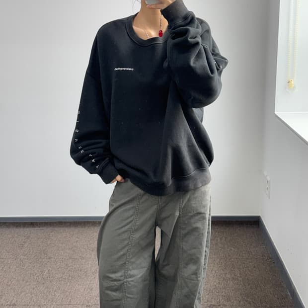 Thisisneverthat 디스이즈네버뎃 사이드 로고 블랙 롱슬리브  