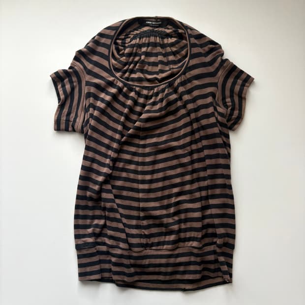 준야와타나베 아방가르드 셔링 스트라이프 티셔츠