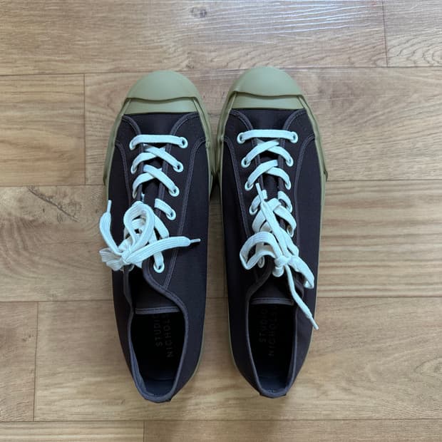 스튜디오 니콜슨 문스타 250 Chocolate