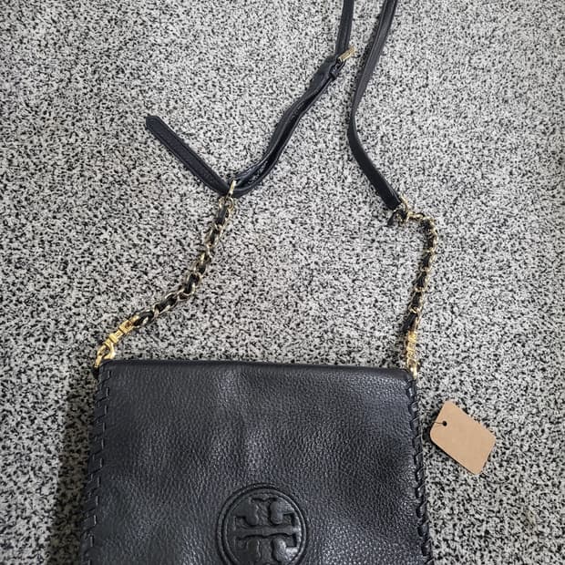 토리버치 블랙 체인 크로스백