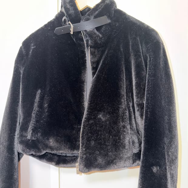 오도어 퍼자켓 무스탕 블랙