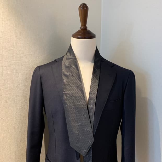 비비안웨스트우드 명품 스트라이프 모노그램 넥타이 A등급 9cm