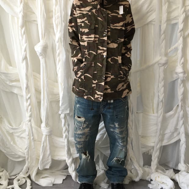 Camo pattern high neck jacket