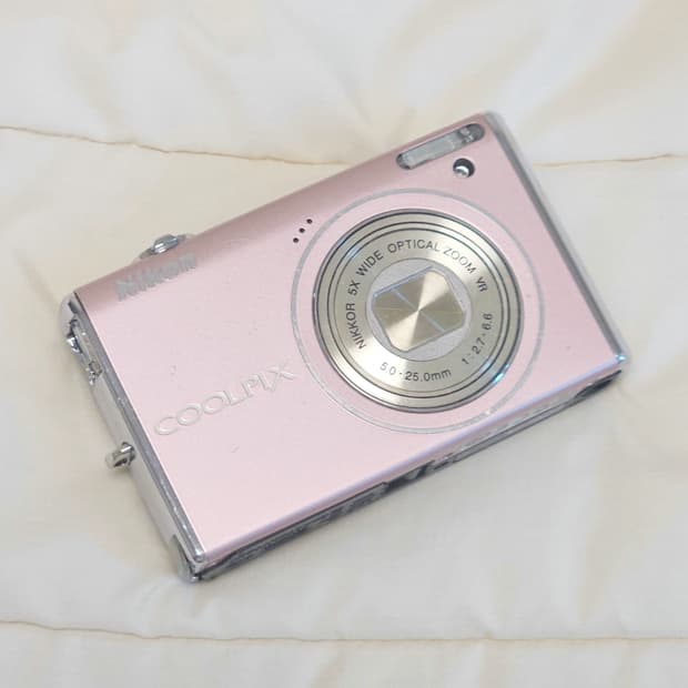 니콘 쿨픽스 s640 딸기우유 컬러
