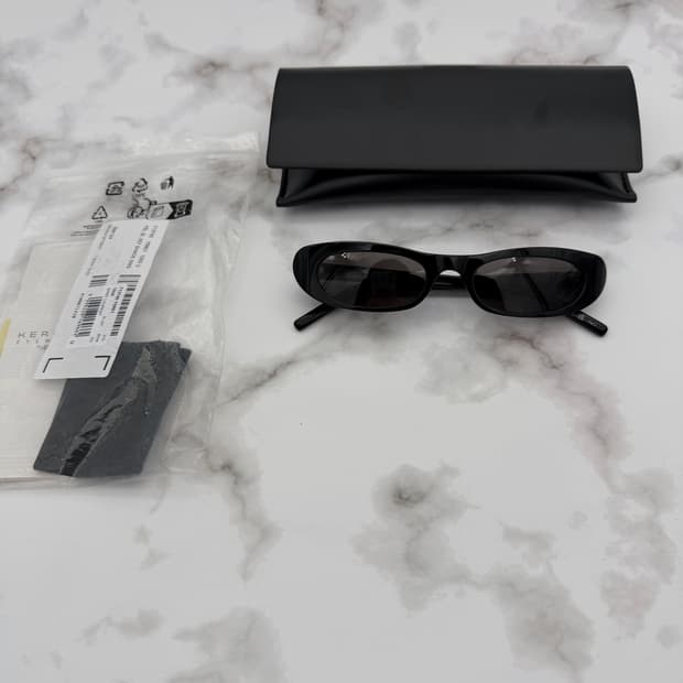 생로랑 SL557 선글라스 블랙