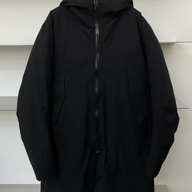 아크테릭스 베일런스 모니터 다운 자켓