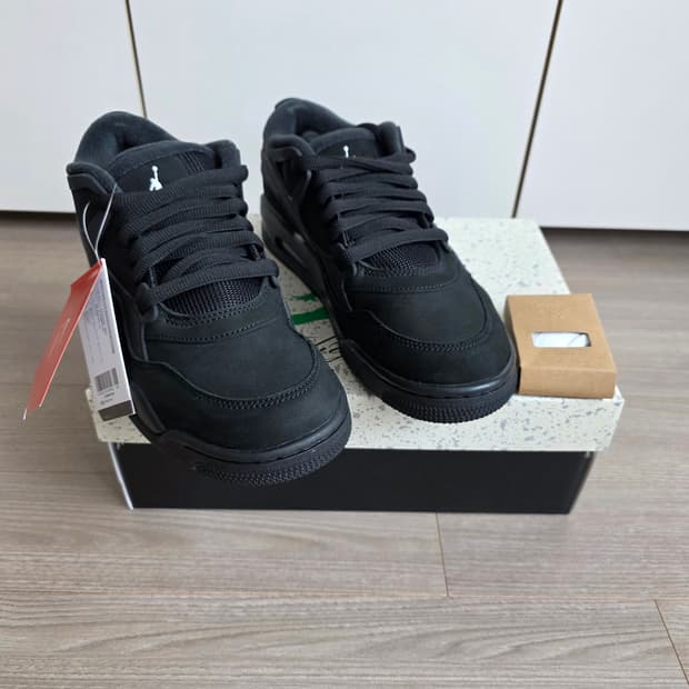 [260] 조던 4 RM 블랙 화이트