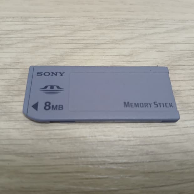 소니 8MB 메모리스틱 