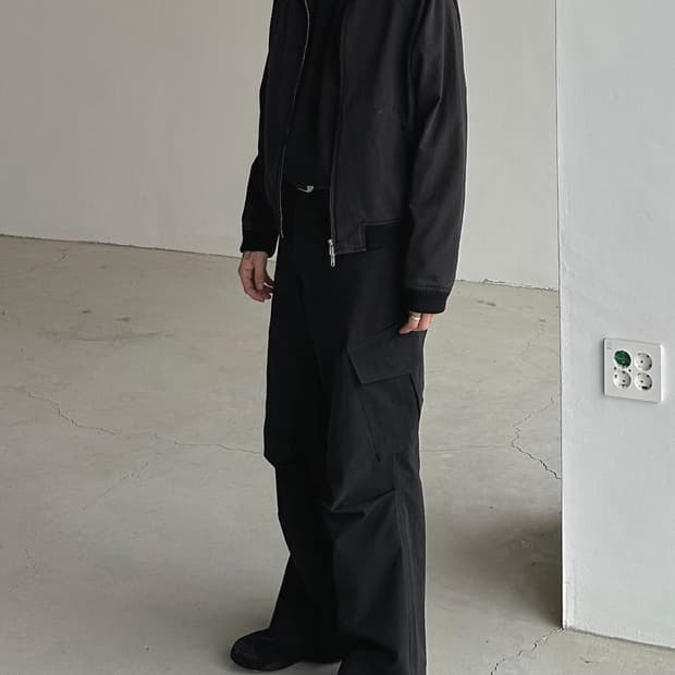 다이브인 베른 카고팬츠 초판 23fw 2사이즈