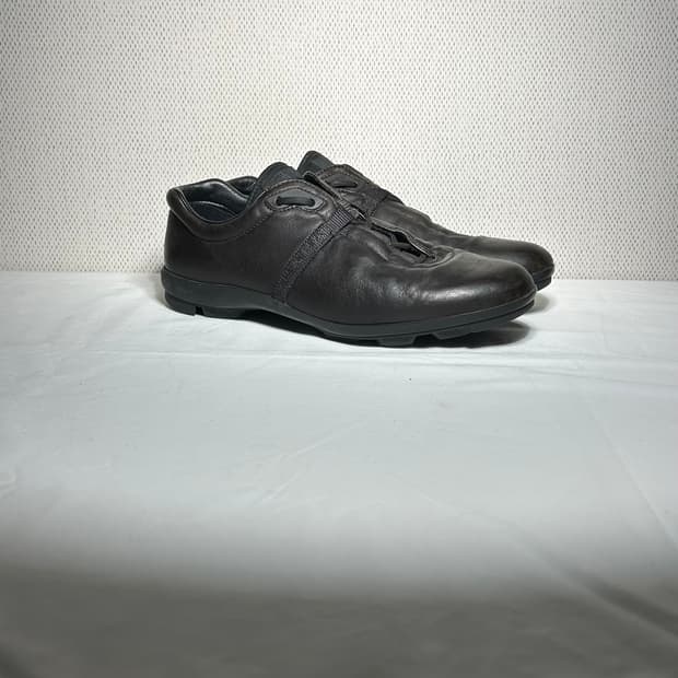 프라다 스포츠 브라운 스니커즈